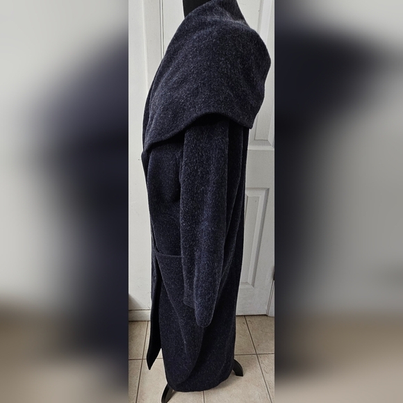 Harve Benard Wool Coat - Picture 4 of 12